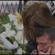 Ema Kobiljski Mom Crying