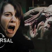 The Thing 2011 Transformation Scene